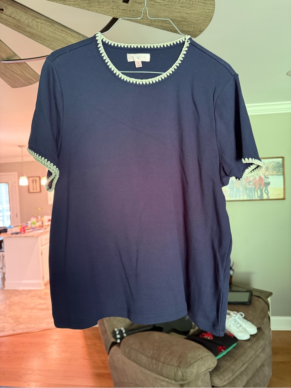 Vineyard Vines Navy Tee with Cream Scallop Trim
